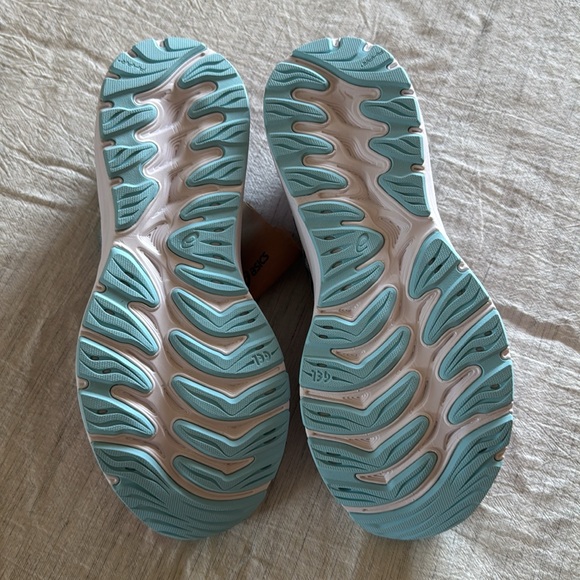 NWT ASICS Gel Cumulus 23 4th of July/BBQ/Summer print, women’s size 7.5 - Picture 3 of 3